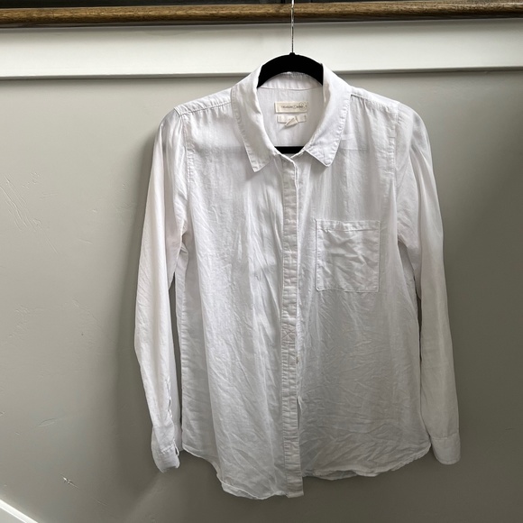 Treasure & Bond Tops - Treasure and Bond Classic White Button Down